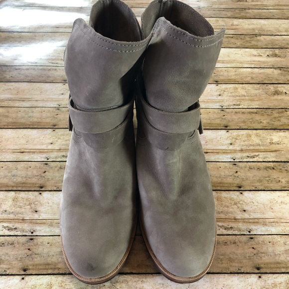 UGG Elora Boot - Picture 5 of 8